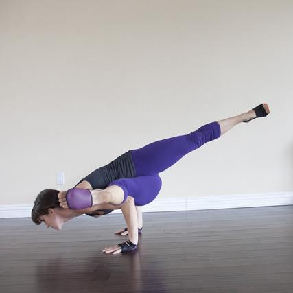 How to Eka Pada Koudinyasana